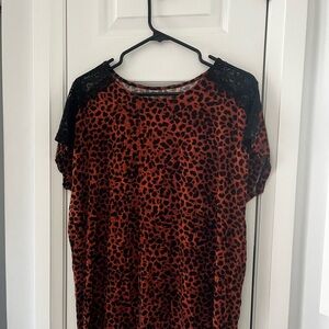 Torrid Super Soft Knits Leopard Print Lace Shoulder Short Sleeve Top Rust 00‎